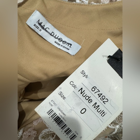 $789 Mac Duggal FLORAL EMBROIDERED CORSET BODICE GOWN size 0 - Picture 8 of 8